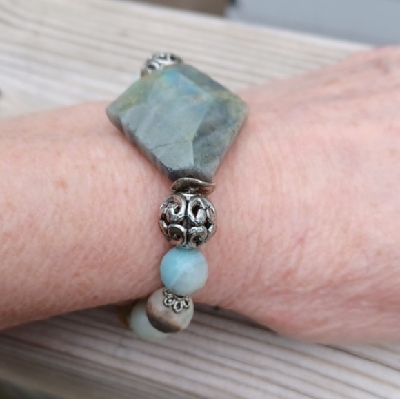 Handmade precious stones Bracelet 7 1/2 inches - Picture 2 of 13